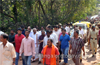 Cops allow Deepaks funeral procession  in Katipalla